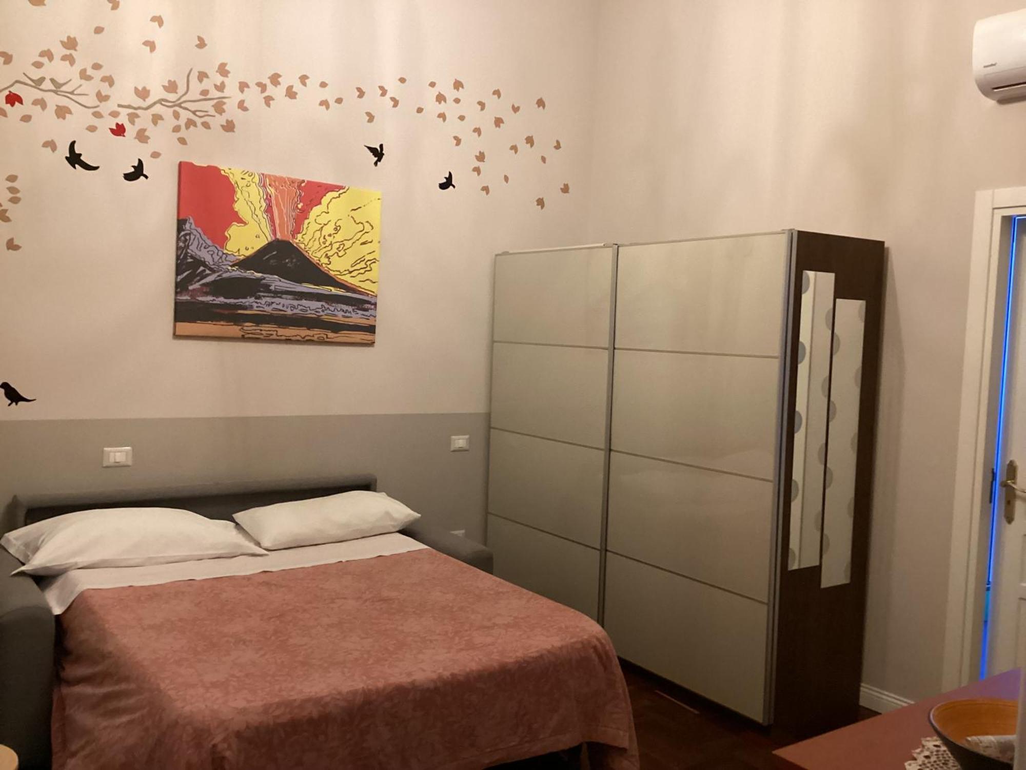บีแอนด์บี บินาริโอ 39 Bed & Breakfast เนเปิลส์ ภายนอก รูปภาพ