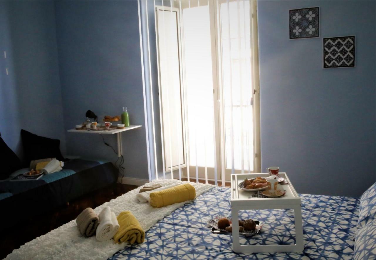 บีแอนด์บี บินาริโอ 39 Bed & Breakfast เนเปิลส์ ภายนอก รูปภาพ