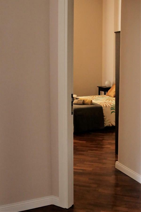 บีแอนด์บี บินาริโอ 39 Bed & Breakfast เนเปิลส์ ภายนอก รูปภาพ